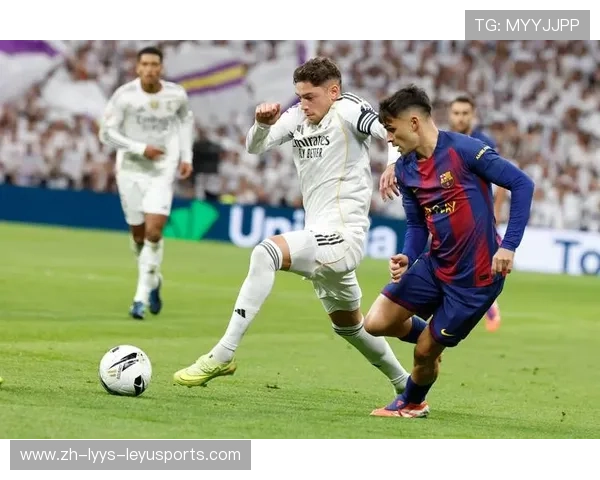 西甲足球联赛历史最高积分是哪支球队创造的